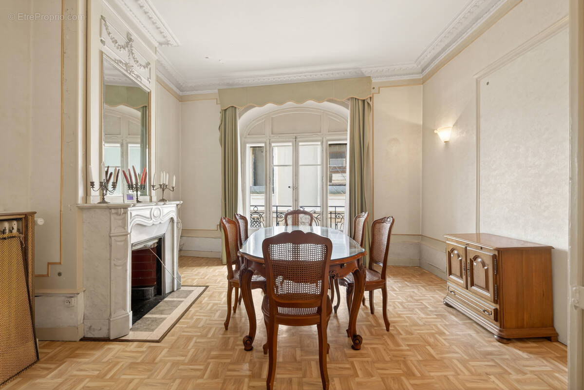 Appartement à AIX-LES-BAINS