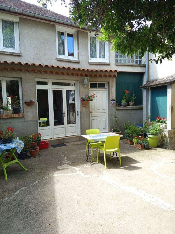 Maison à FERRIERES-EN-GATINAIS