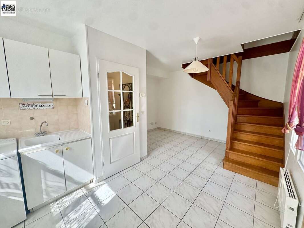 Appartement à SAINT-PRIX