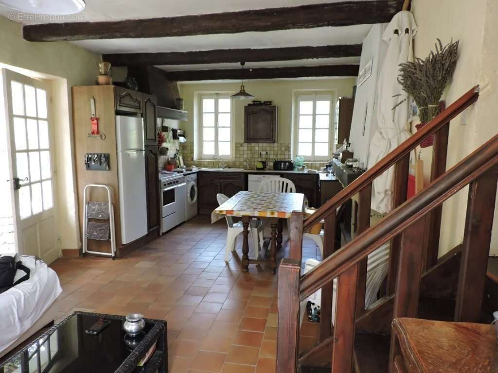 Maison à ENTREVAUX