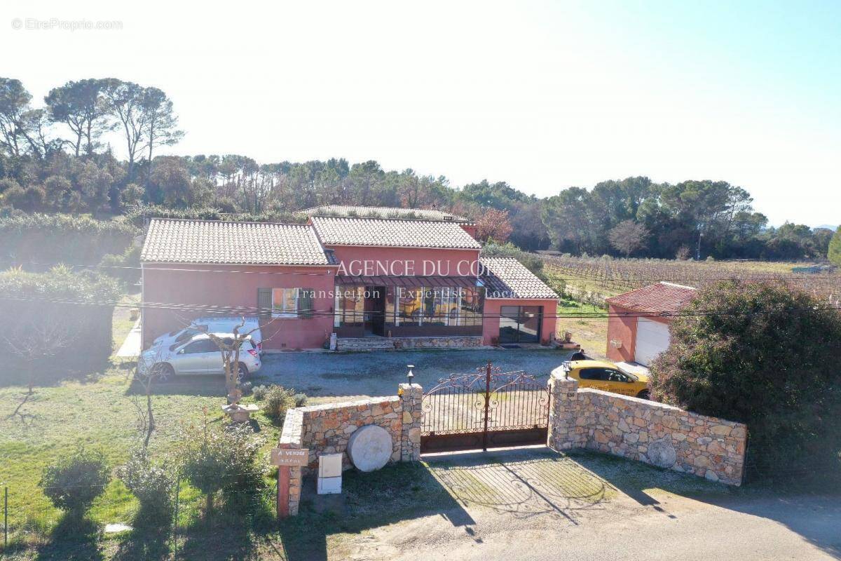 Maison à SAINT-ANTONIN-DU-VAR