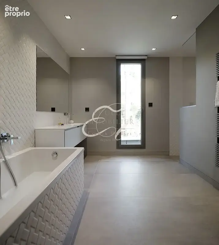 Vente ecully 69130 maison architecte recente 6 pieces etat exceptionnel calme belles prestations - photo 7