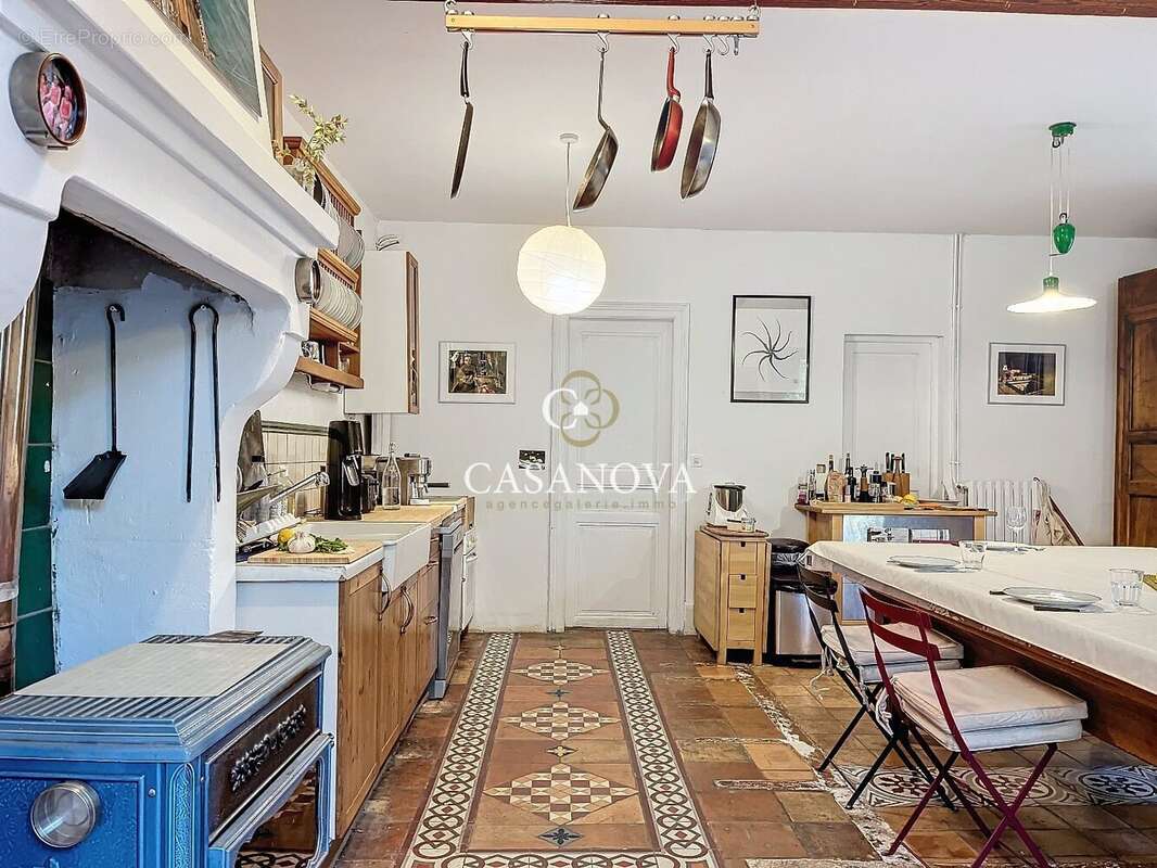 20 min PEZENAS Maison de caractère 367 m2, 7 ch, idéale pour activité de chambres d'hôtes - photo 5