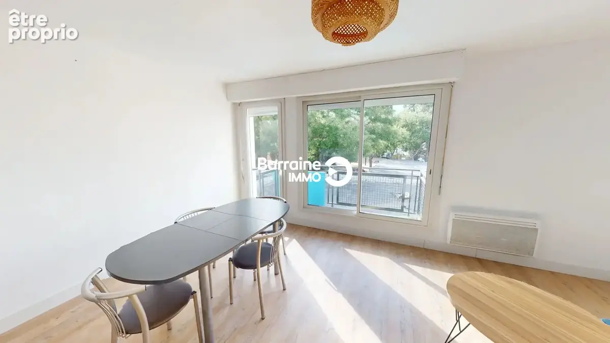 Lorient centre  - appartement t2 de 48m² avec balcon - photo 8
