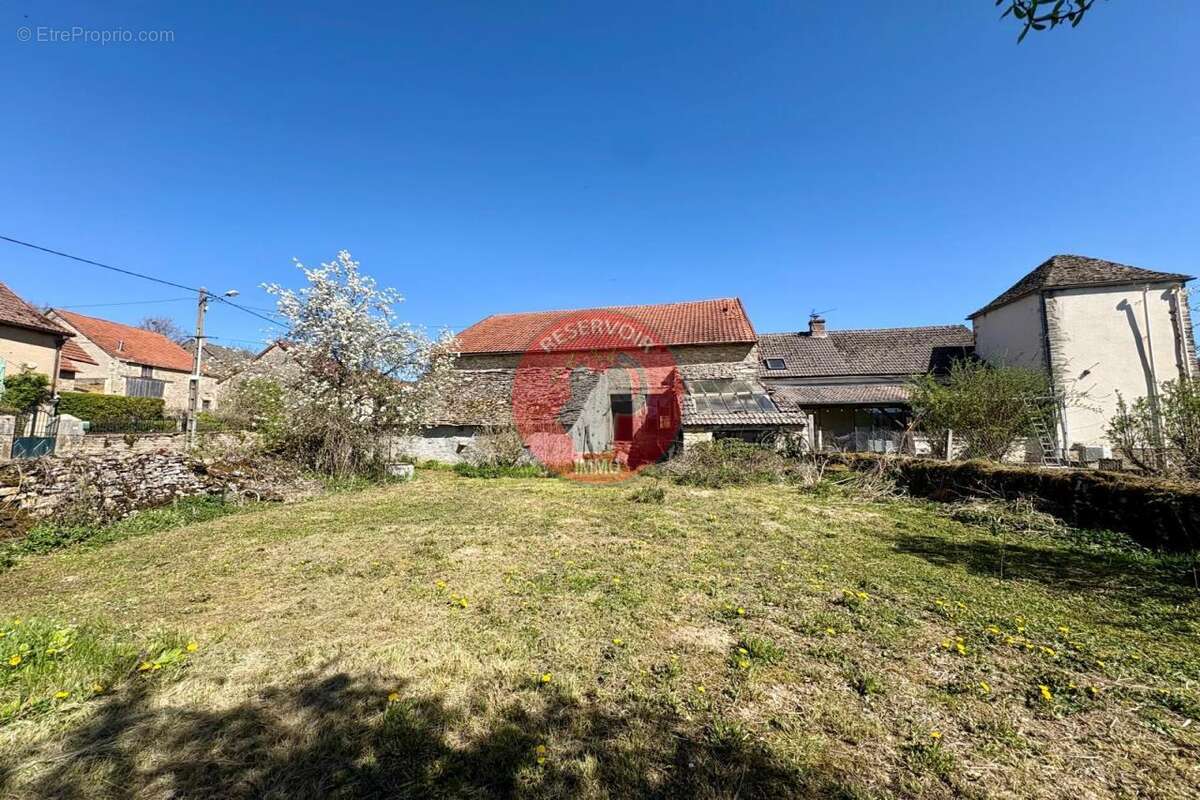 Autre à POUILLY-EN-AUXOIS