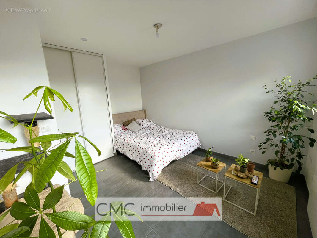 Appartement à LUCE