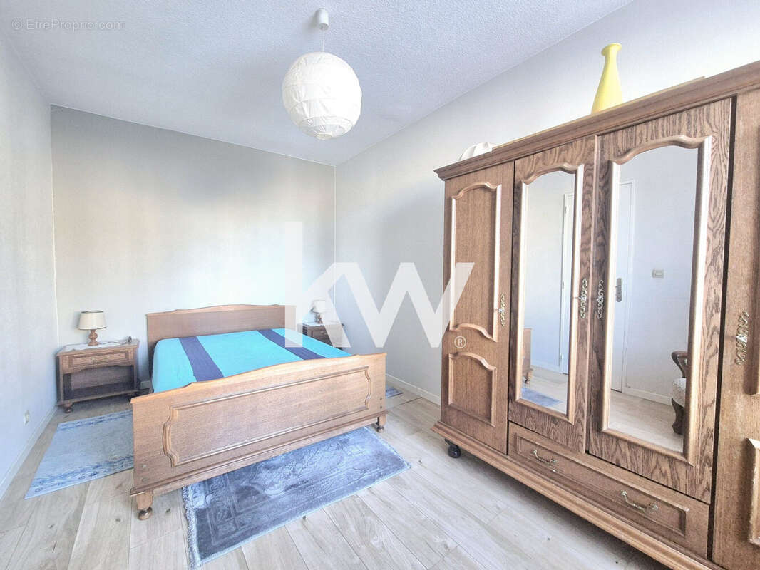 Appartement 46 m² à Saint-Etienne  - photo 2