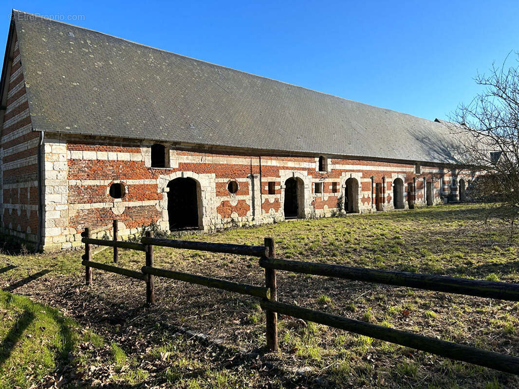 Maison à SAINT-NICOLAS-DE-LA-TAILLE