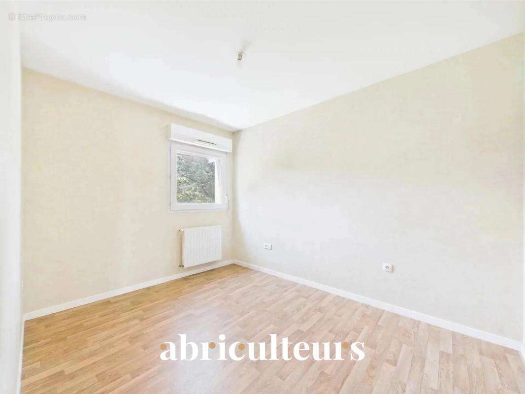 Appartement à BOUGUENAIS