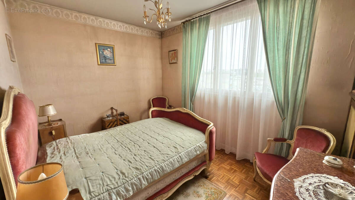 Appartement à EPINAY-SUR-SEINE