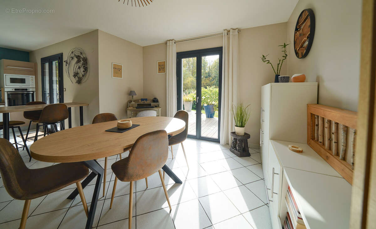 Maison à NAVES-PARMELAN