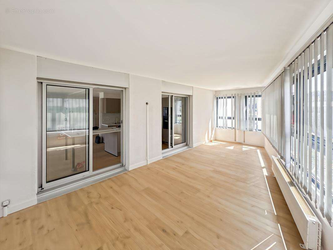 Appartement de Standing 152 m², Valence - photo 6