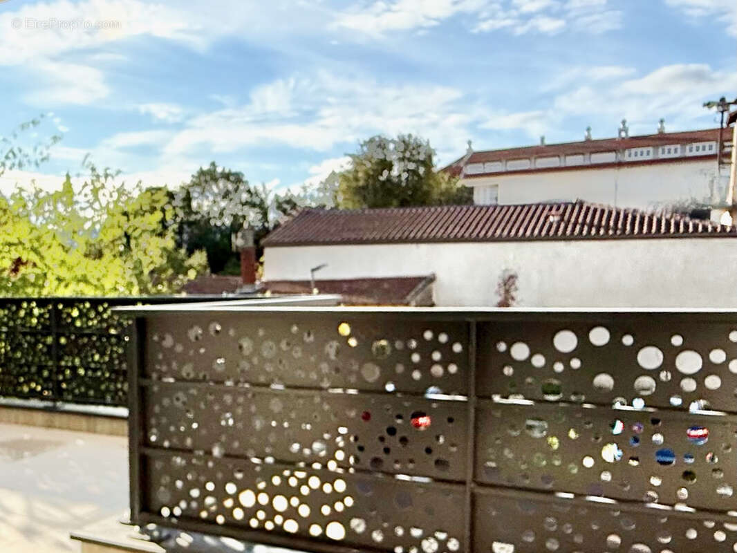 Appartement à LE PEAGE-DE-ROUSSILLON