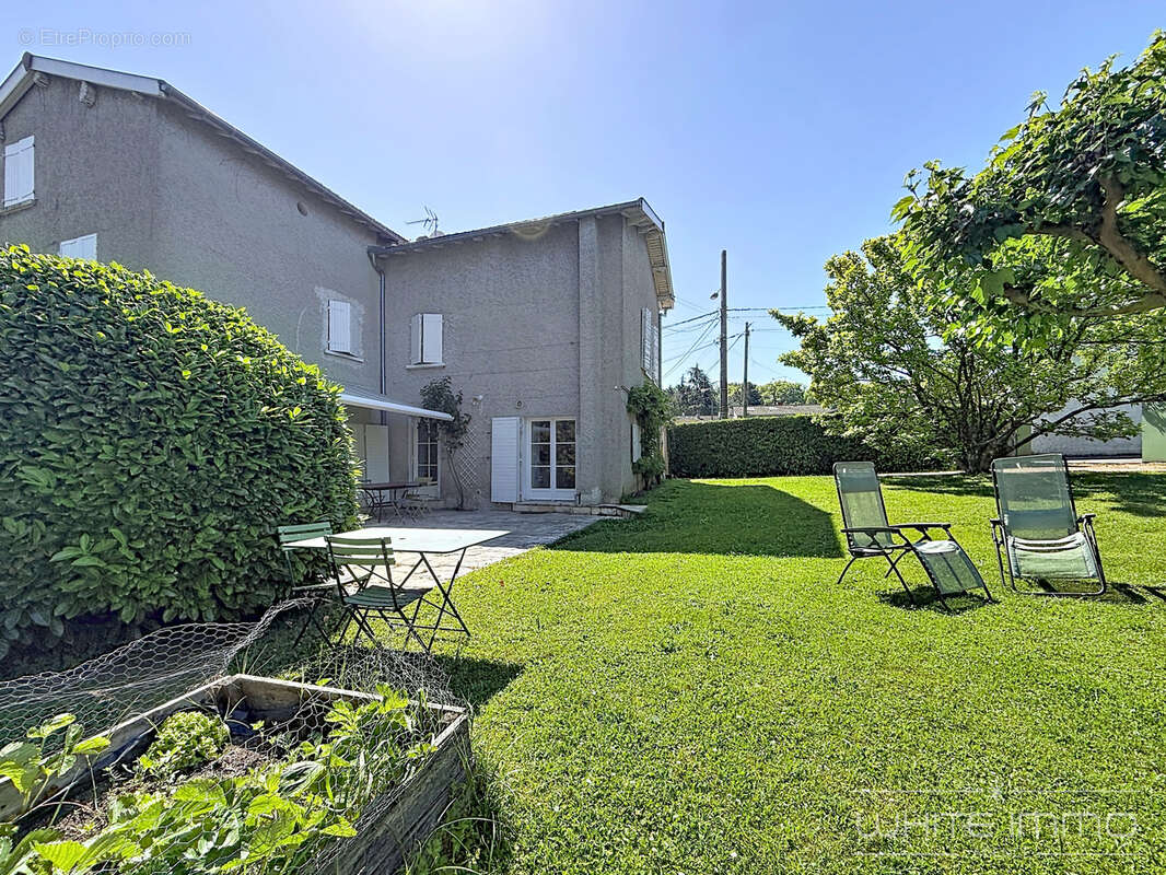 Maison à FRANCHEVILLE