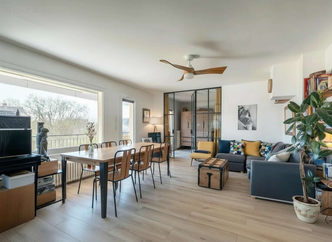 Appartement à SEVRIER