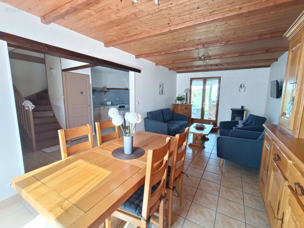 Maison à SAINT-POURCAIN-SUR-SIOULE