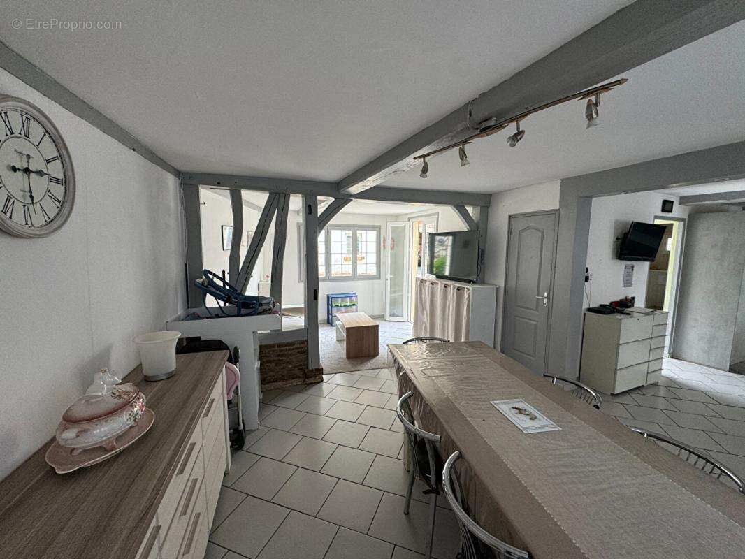 Maison à FORGES-LES-EAUX