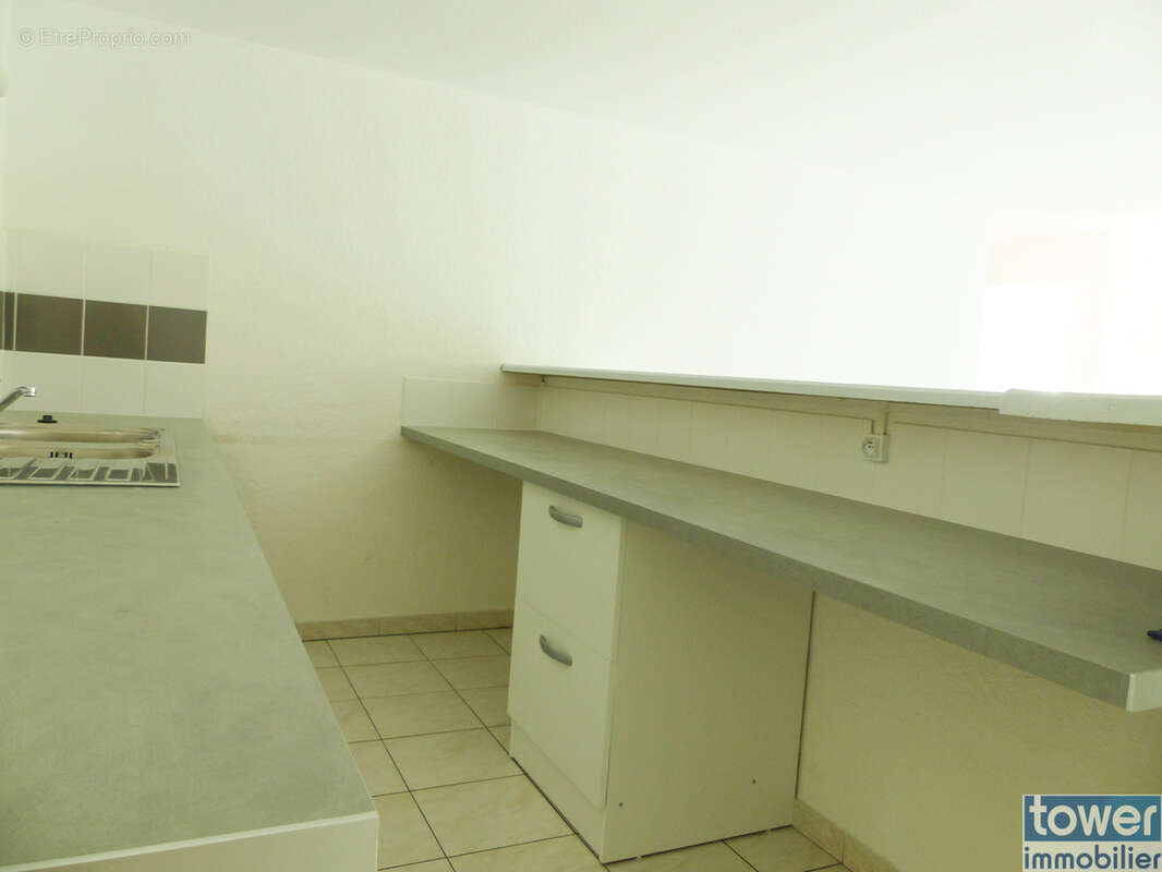 Appartement à LAMALOU-LES-BAINS