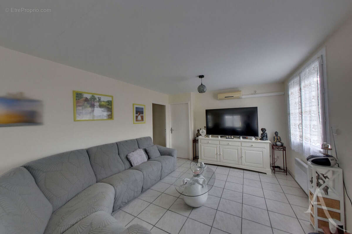 Appartement à LABATUT