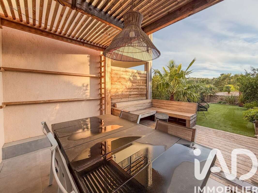 Photo 5 - Maison à ROQUEBRUNE-SUR-ARGENS