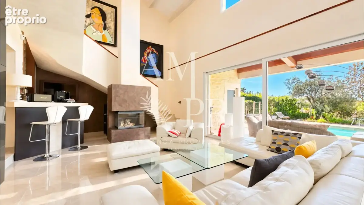 Cannes – Croix-des-Gardes  Villa d’Architecte Contemporaine de 210 m² au Cœur d’un Domaine Privé et Sécurisé - photo 15