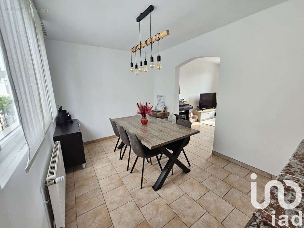 Photo 3 - Maison à TROYES