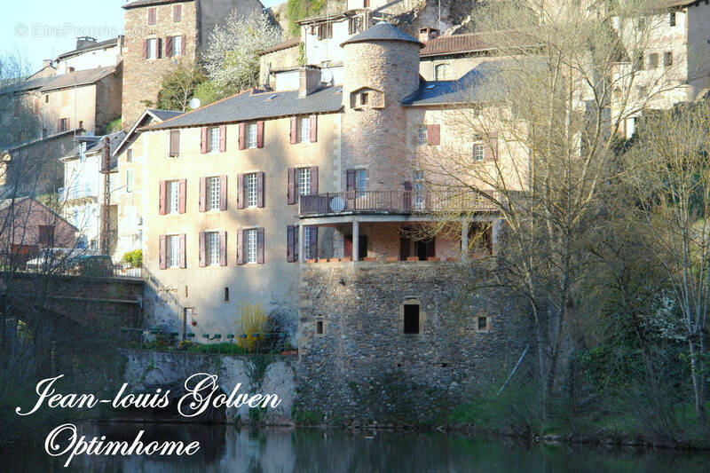 Maison à SAINT-SERNIN-SUR-RANCE