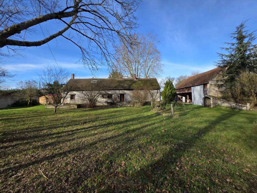 Maison à CORQUILLEROY