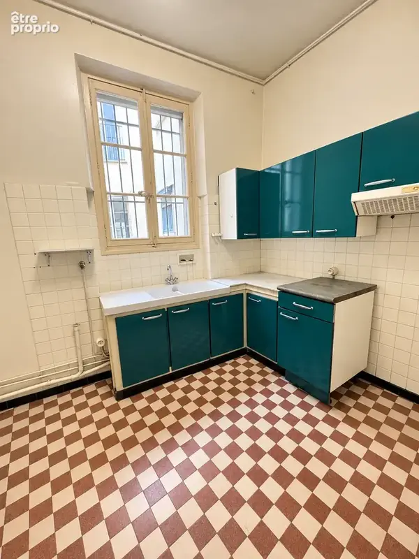 Appartement 5 pièces avec cave plein cœur du centre - photo 5