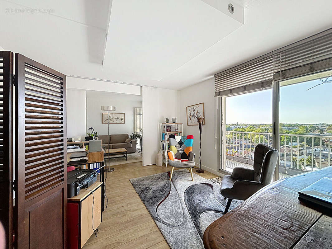 Appartement à BORDEAUX