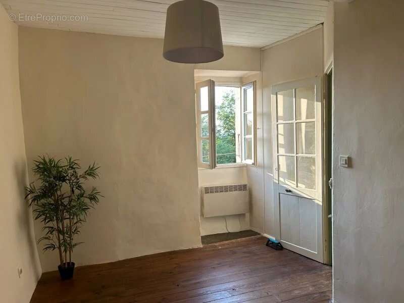 Maison à CASTELNAU-MAGNOAC