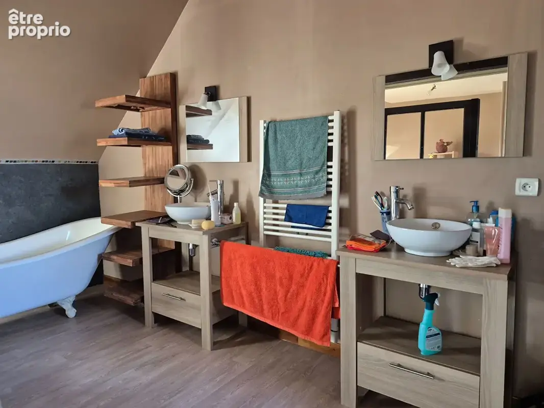 Superbe longère F5 de 165m² rénovée! - photo 9