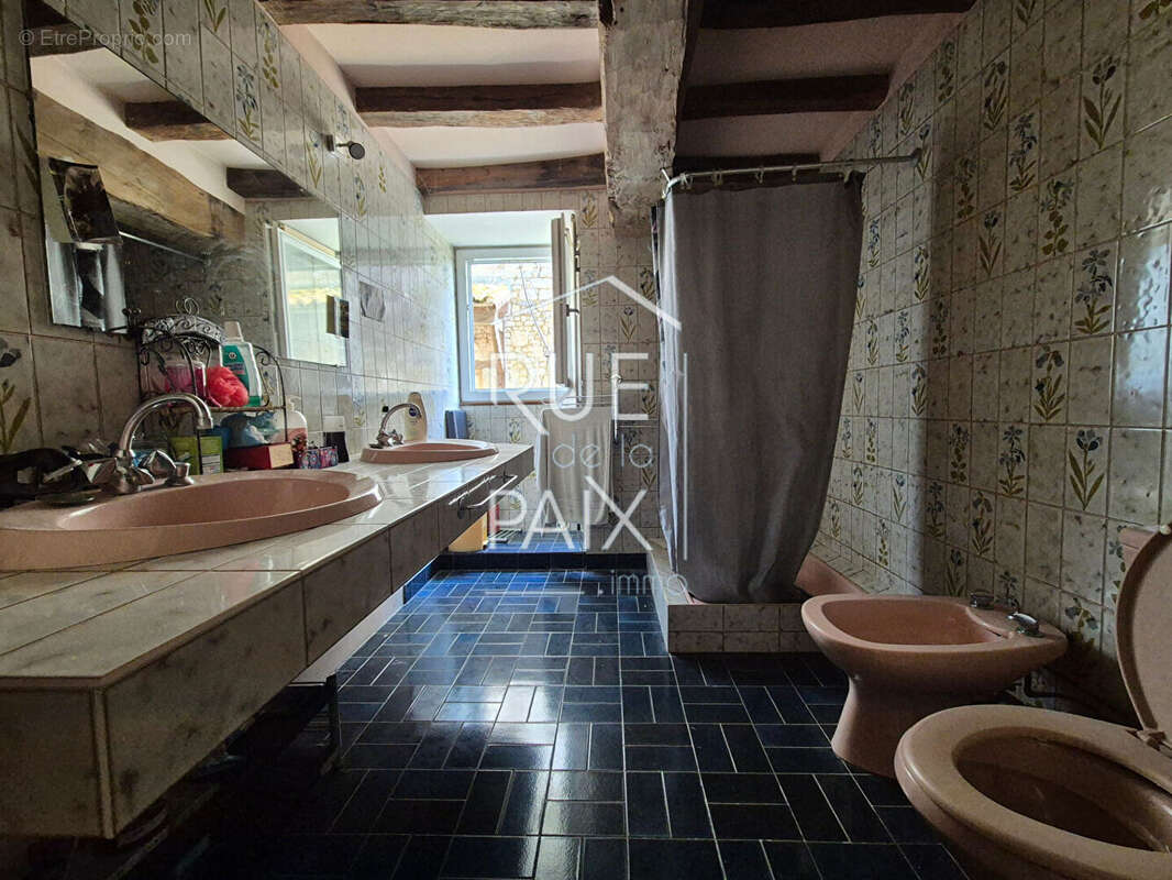 Maison Les Trois Moutiers - 290 m2 - photo 12