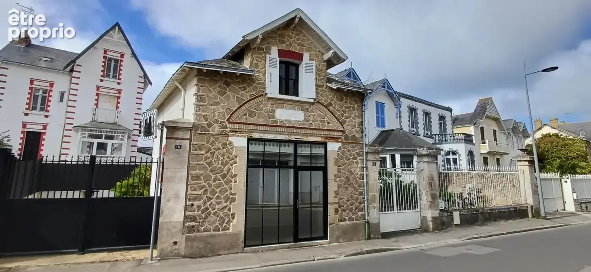 Maison à LE POULIGUEN
