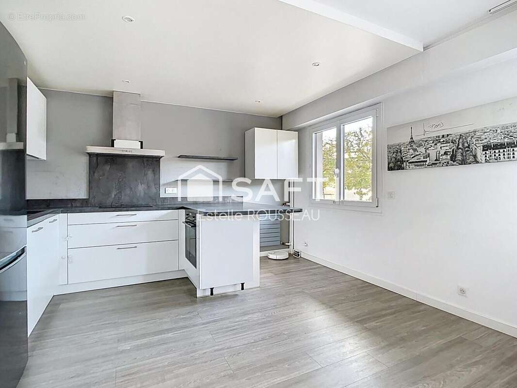 Photo 3 - Appartement à SAINT-MAUR-DES-FOSSES