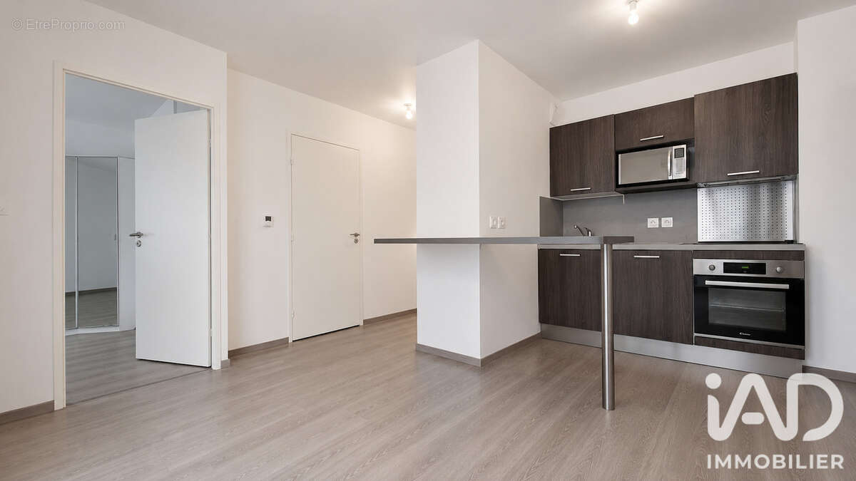 Photo 1 - Appartement à MARSEILLE-10E