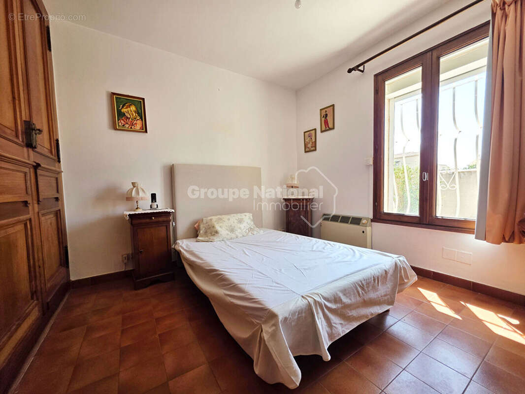 Maison 4 pièces 100 m² - MIRAMAS - photo 8