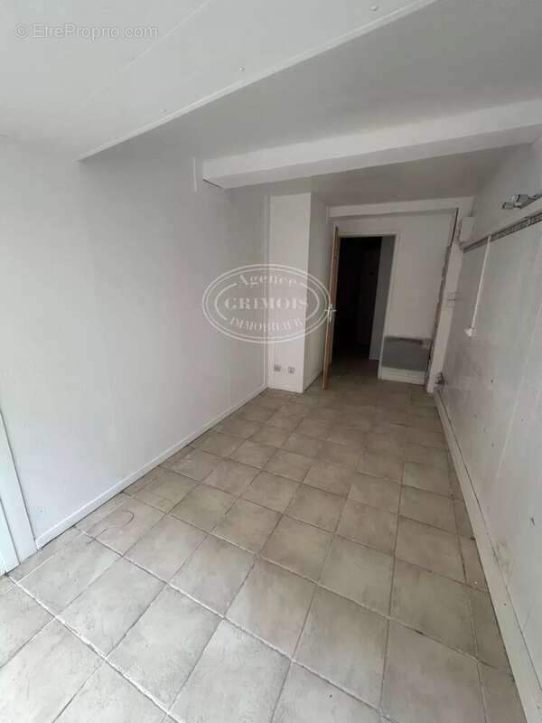 CREDIT VENDEUR - 2 appartements et 1 local commercial - photo 5