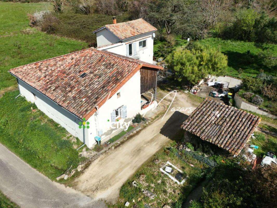 Maison à MONTECH