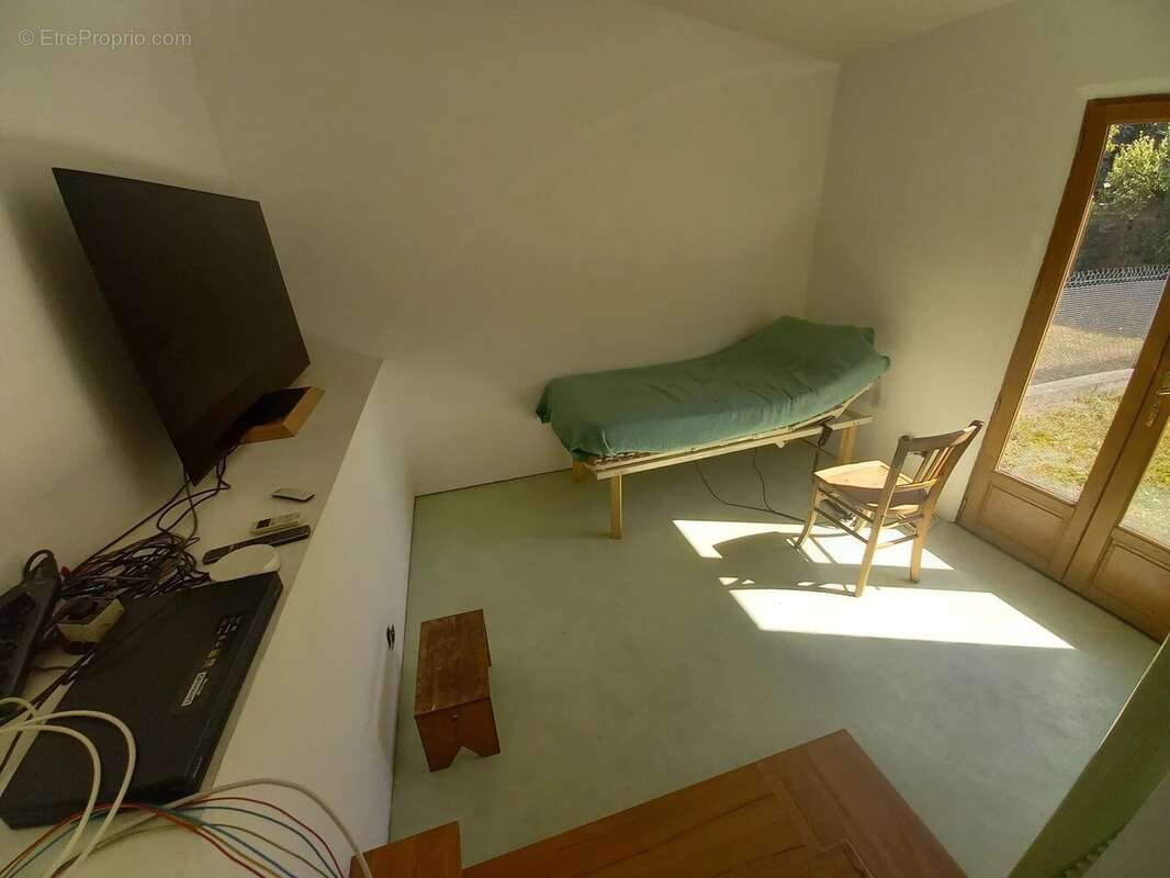 Maison 85 m² à Bobigny  - photo 7