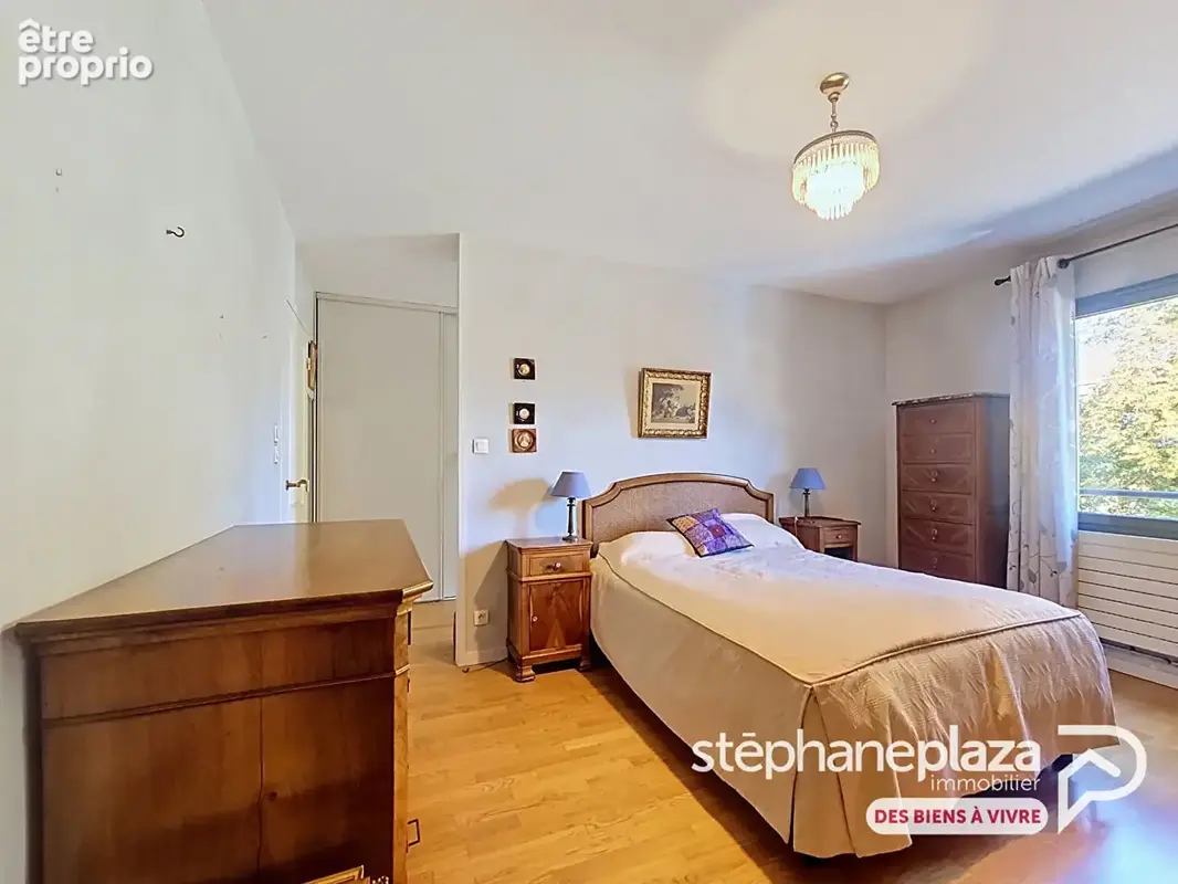 Appartement Bourg En Bresse 5 pièce(s) 117 m2 - photo 3