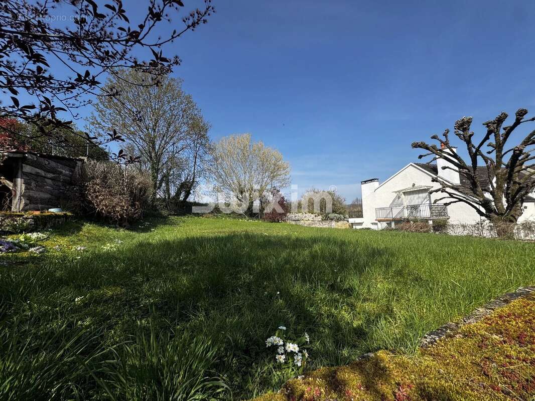 Maison à ASQUINS