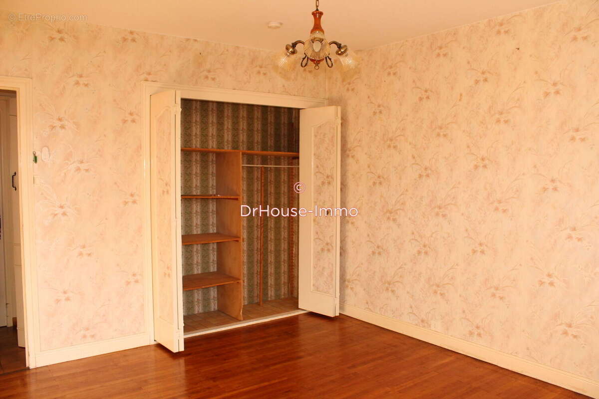 Maison 130 m² à Chabanais  - photo 51
