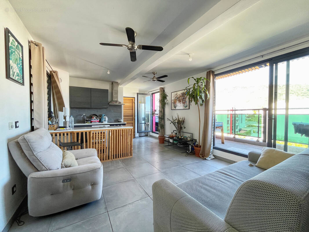 Appartement à SAINT-DENIS