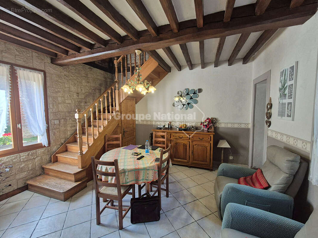 Maison à SAINT-CREPIN-IBOUVILLERS