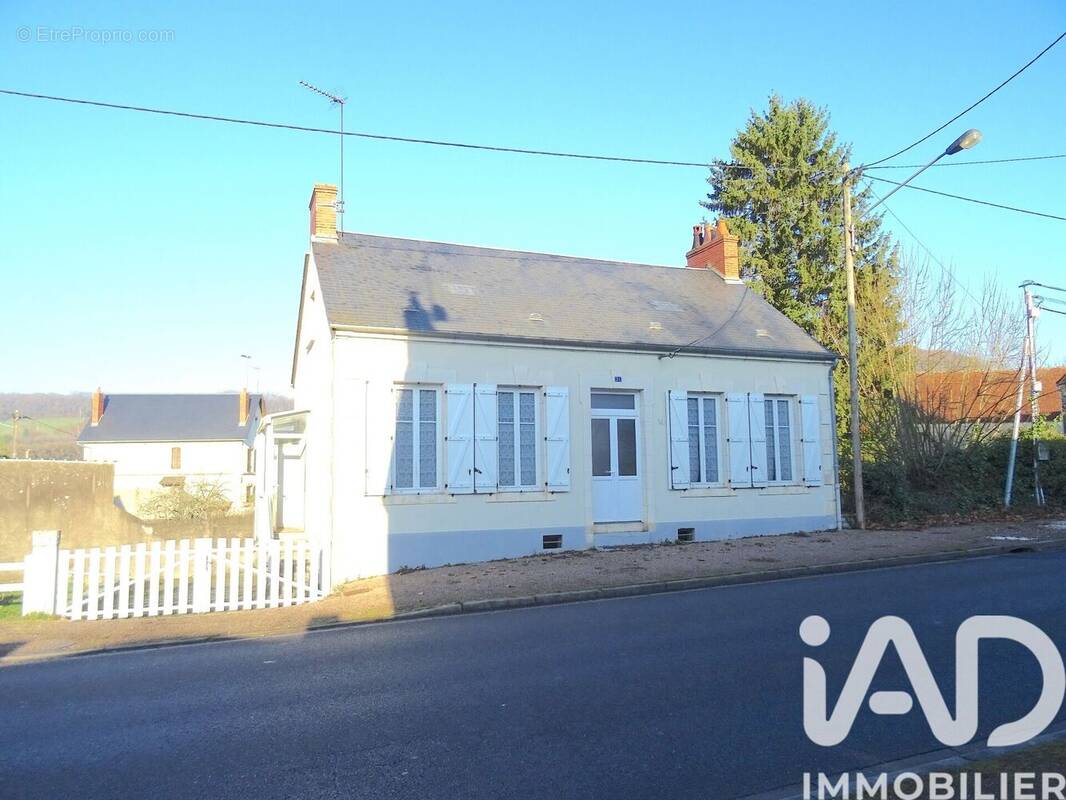 Photo 1 - Maison à CHATEAUNEUF-VAL-DE-BARGIS
