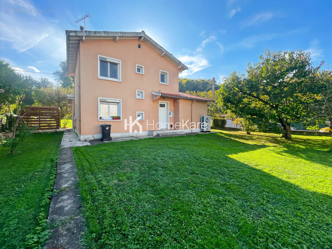 Maison à MARTRES-TOLOSANE