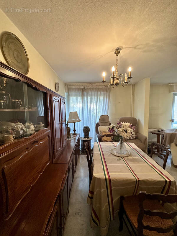 Appartement à MARSEILLE-8E