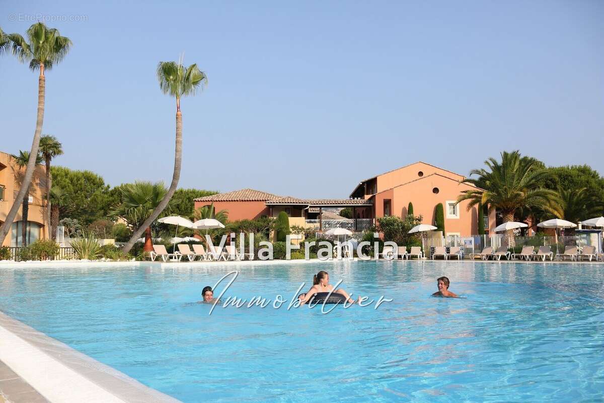 Appartement à MANDELIEU-LA-NAPOULE