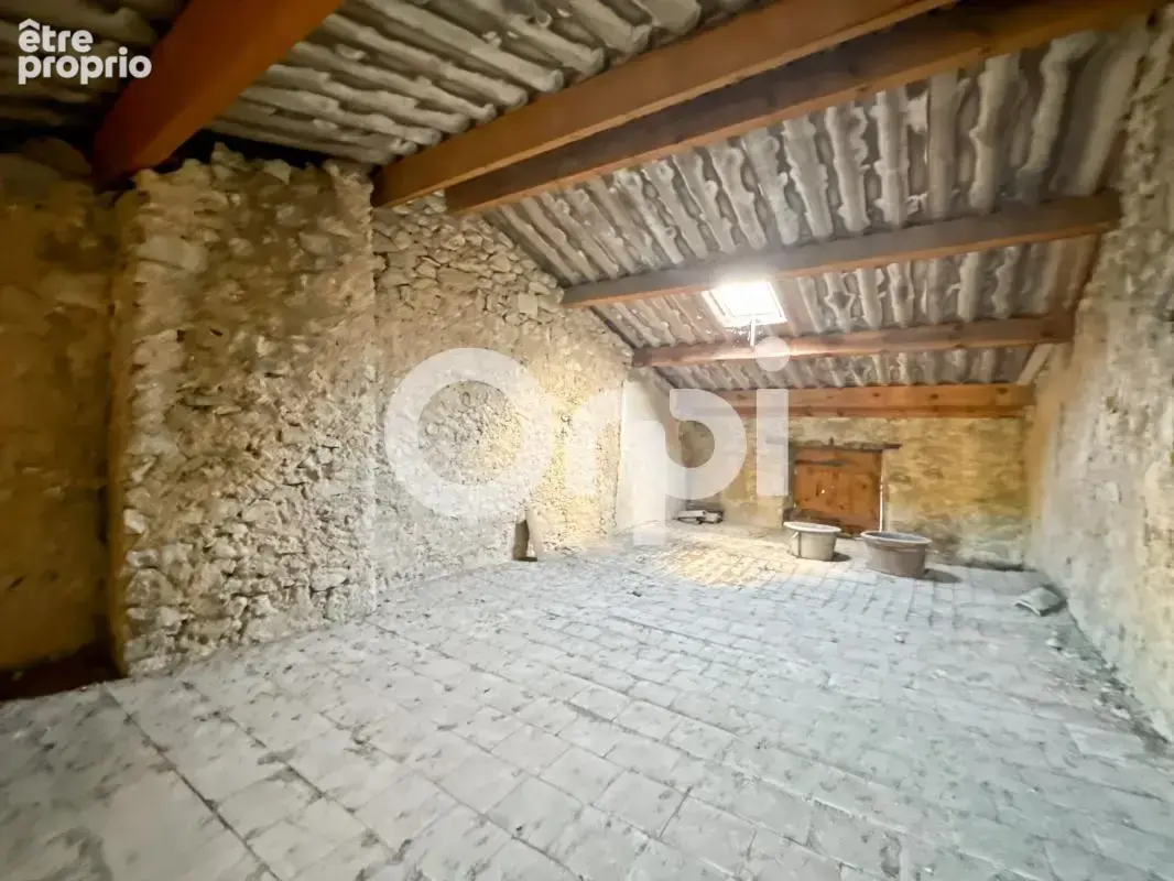 Maison de village à rénover - photo 10